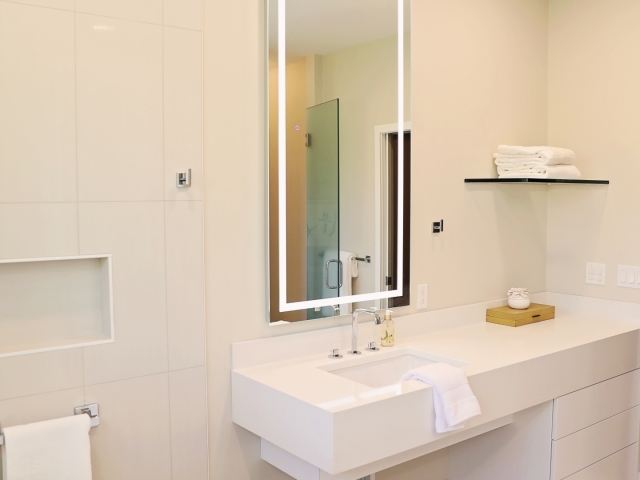 Bathrooms 4